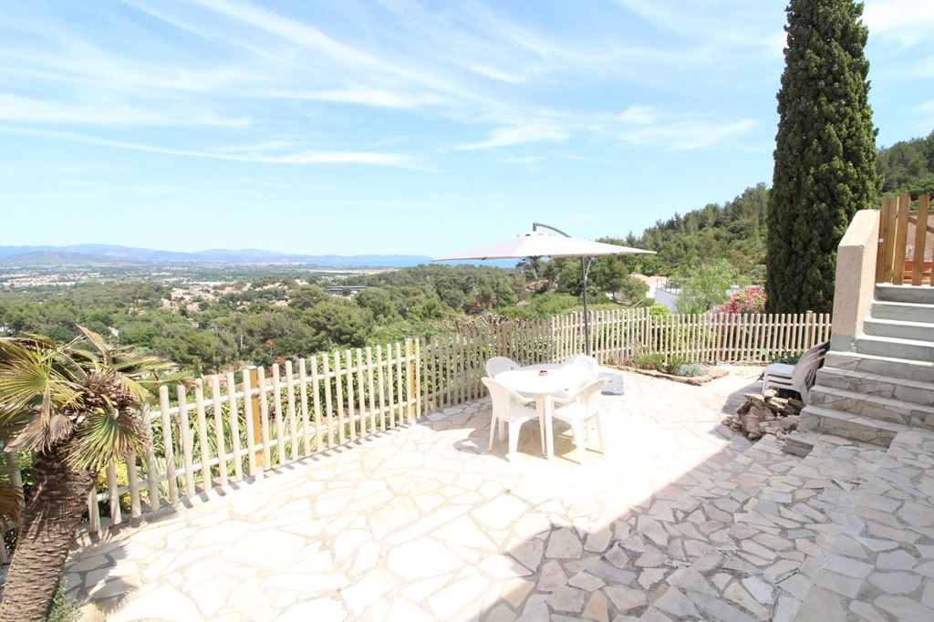 Appartement T3 HYERES (83400) COSTABELLA SARL