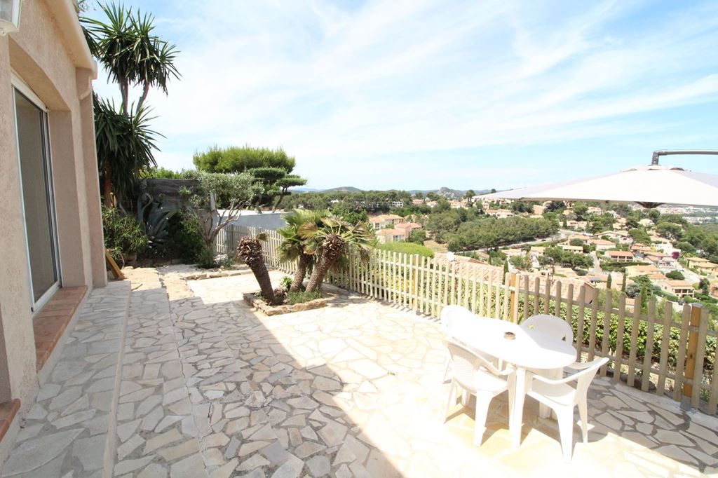 Appartement T3 HYERES (83400) COSTABELLA SARL