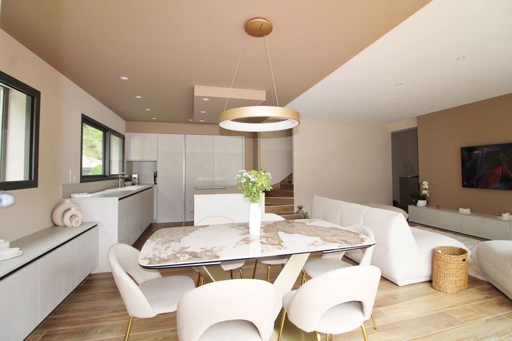 Maison indépendante HYERES (83400) COSTABELLA SARL