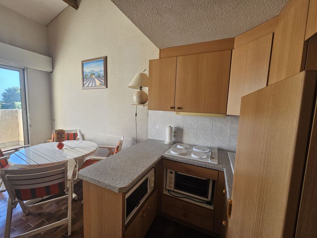 Appartement Studio BANDOL (83150) COSTABELLA SARL