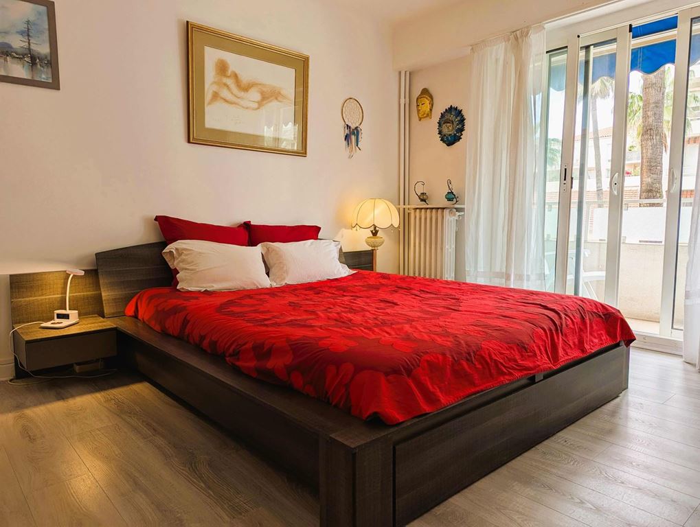 Appartement T2 HYERES (83400) COSTABELLA SARL
