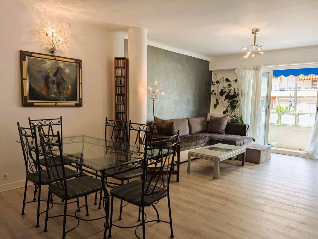 Appartement T2 HYERES (83400) COSTABELLA SARL