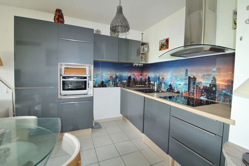 Appartement T2 HYERES (83400) COSTABELLA SARL