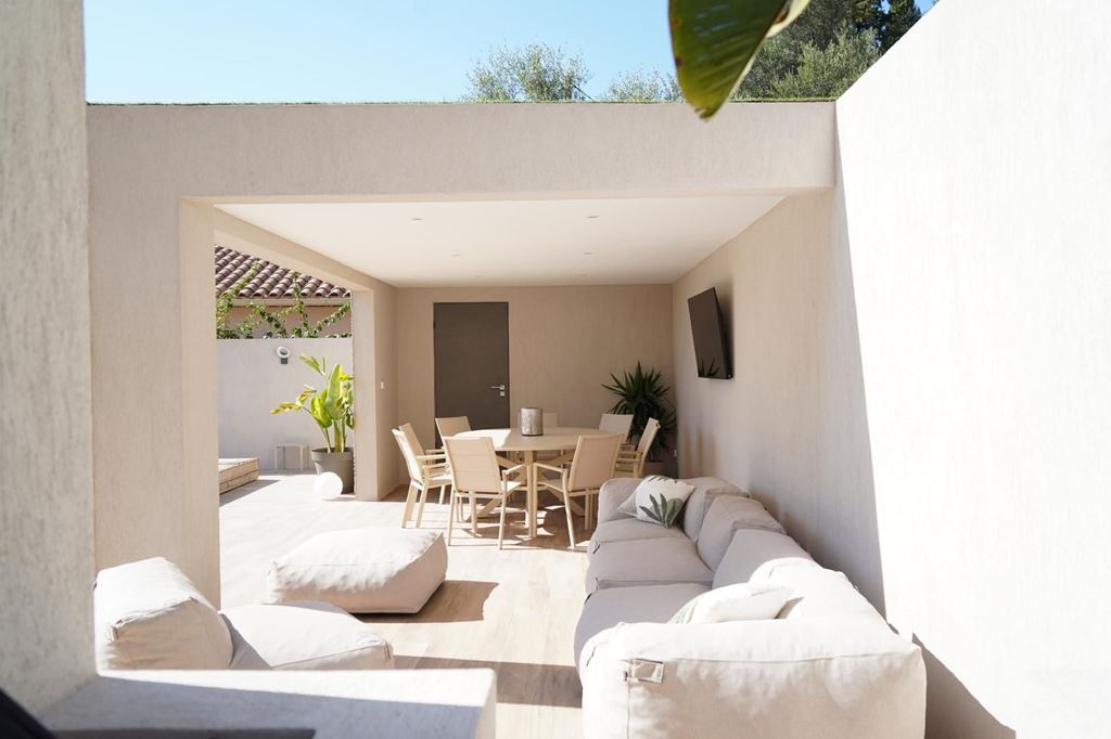 Maison indépendante HYERES (83400) COSTABELLA SARL